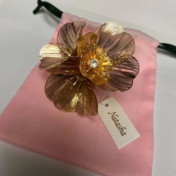 NWT ⚜️👑⚜️ Piper K Accessories Crystal Flower Filigree Cuff Bracelet - Picture 10 of 11